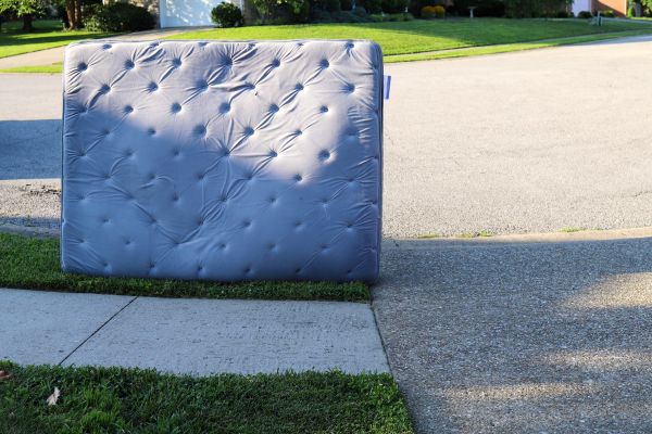 Mattress Removal Service in Silver Spring